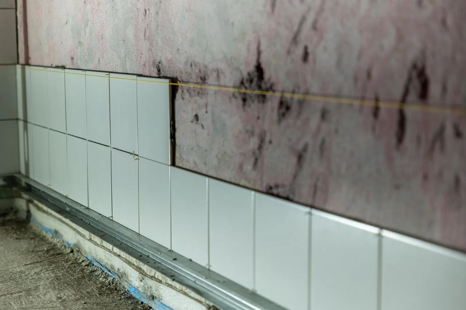Rénovation complète d'une salle de bain — en cours